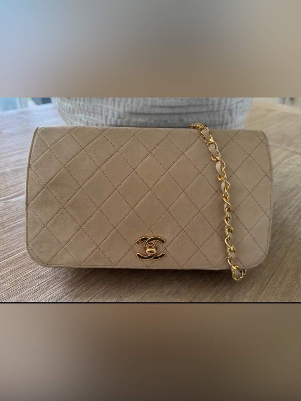 CHANEL Quilted Shoulder Bag in Beige with Gold Hardware